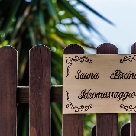 Casa Vacanza Spirito Libero Pianello  Buitenkant foto