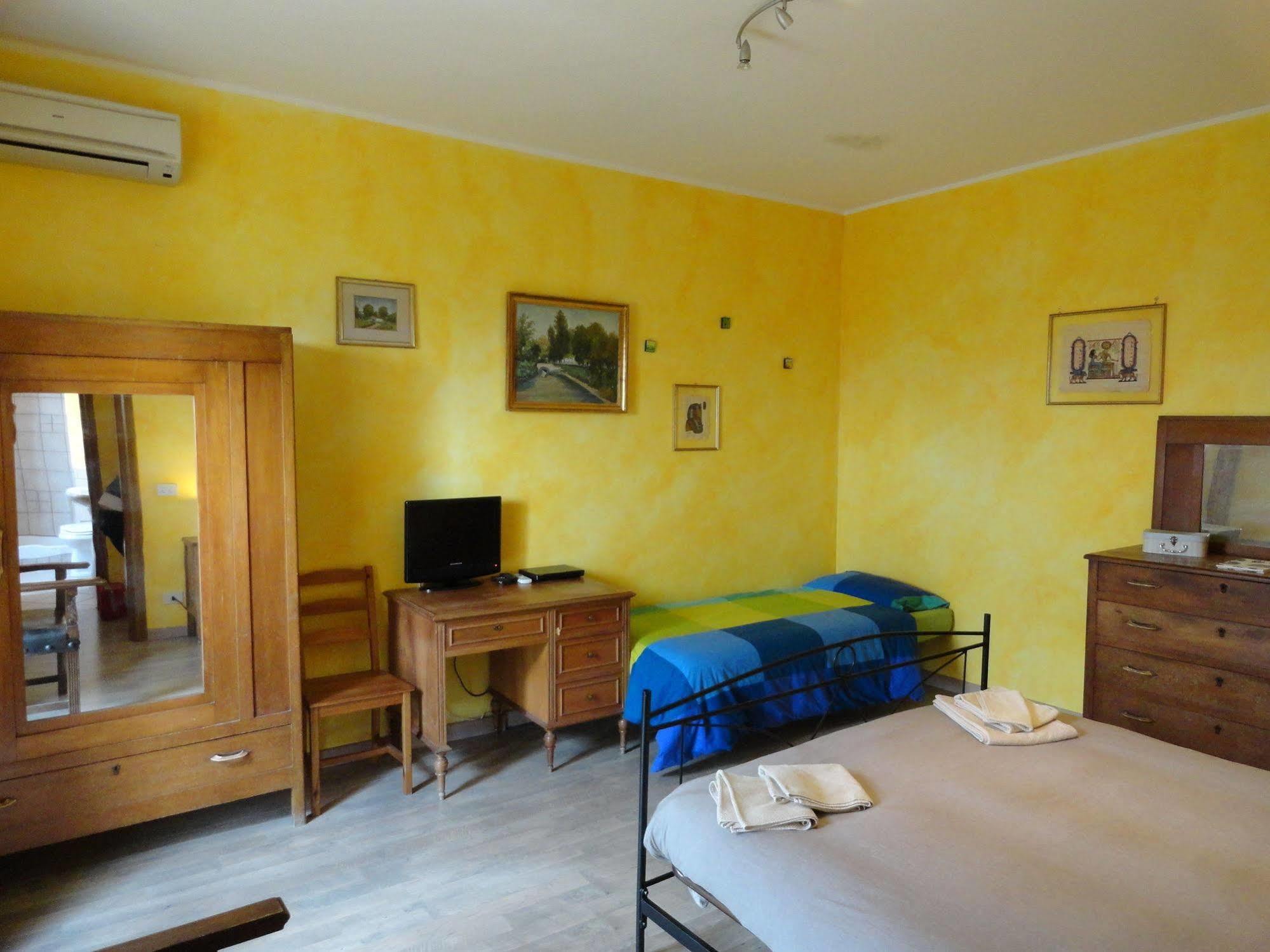 Casa Vacanza Spirito Libero Pianello  Buitenkant foto